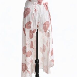 Elegant Pink Leaf Print Women's Skort